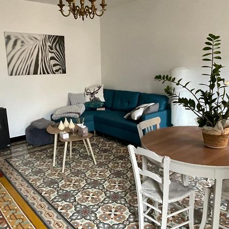 Chez Tatie Menie Bed & Breakfast Fraisse-des-Corbieres Ngoại thất bức ảnh
