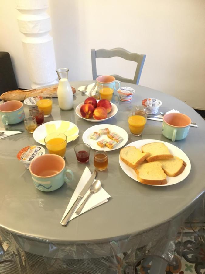 Chez Tatie Menie Bed & Breakfast Fraisse-des-Corbieres Ngoại thất bức ảnh