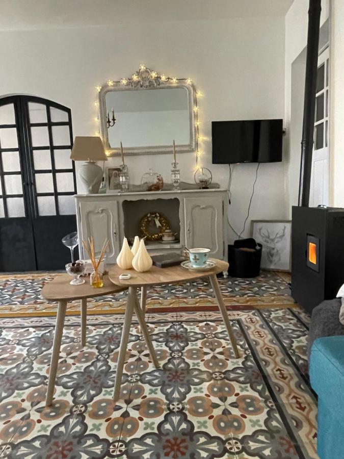 Chez Tatie Menie Bed & Breakfast Fraisse-des-Corbieres Ngoại thất bức ảnh